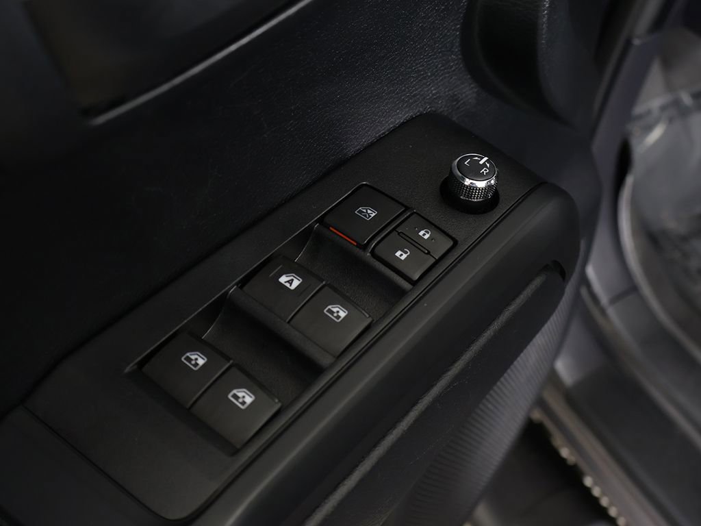 Used 2018 Toyota Tacoma SR w/ SR Convenience Package RWD image 32