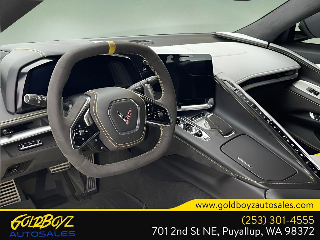 Used 2022 Chevrolet Corvette Stingray Premium Cpe w/ Z51 Performance Package image 20