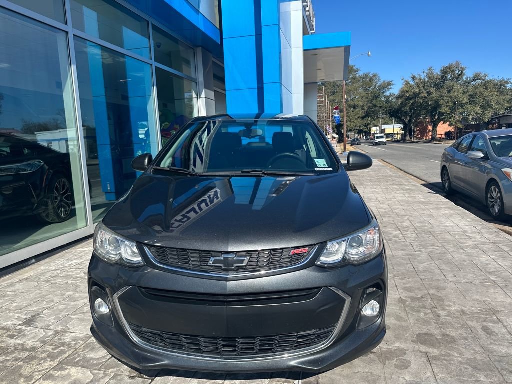 Certified 2018 Chevrolet Sonic LT w/ Convenience Package image 2