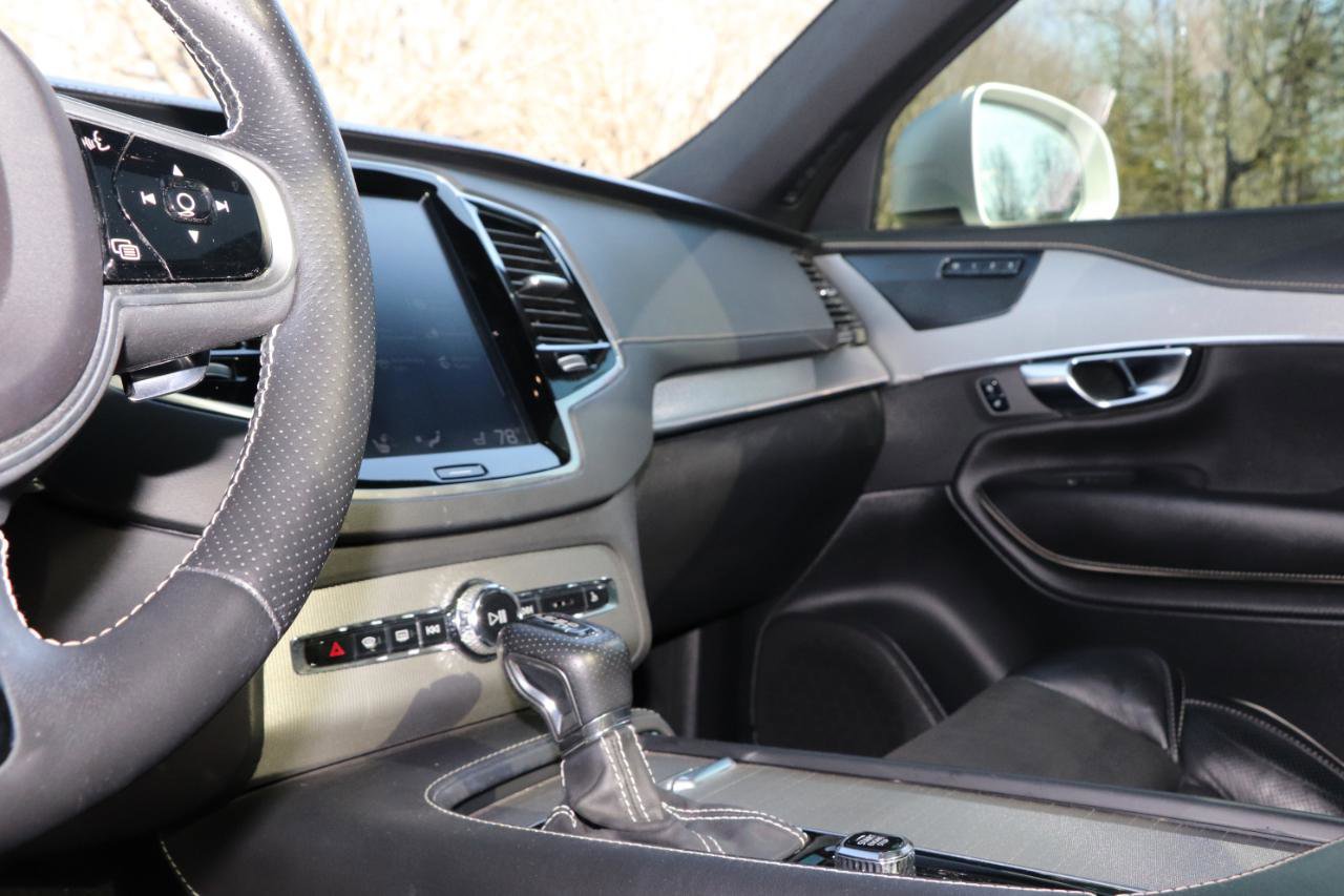Used 2019 Volvo XC90 T6 R-Design w/ Advanced Package AWD/4WD image 13
