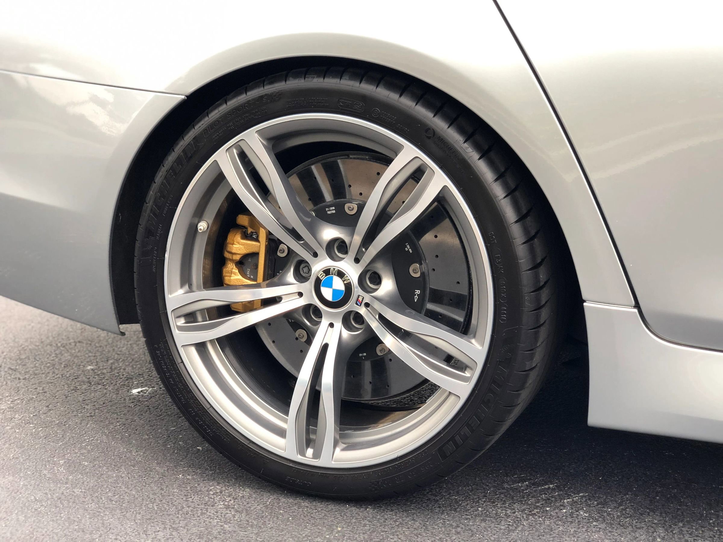 Used 2016 BMW M5 image 45