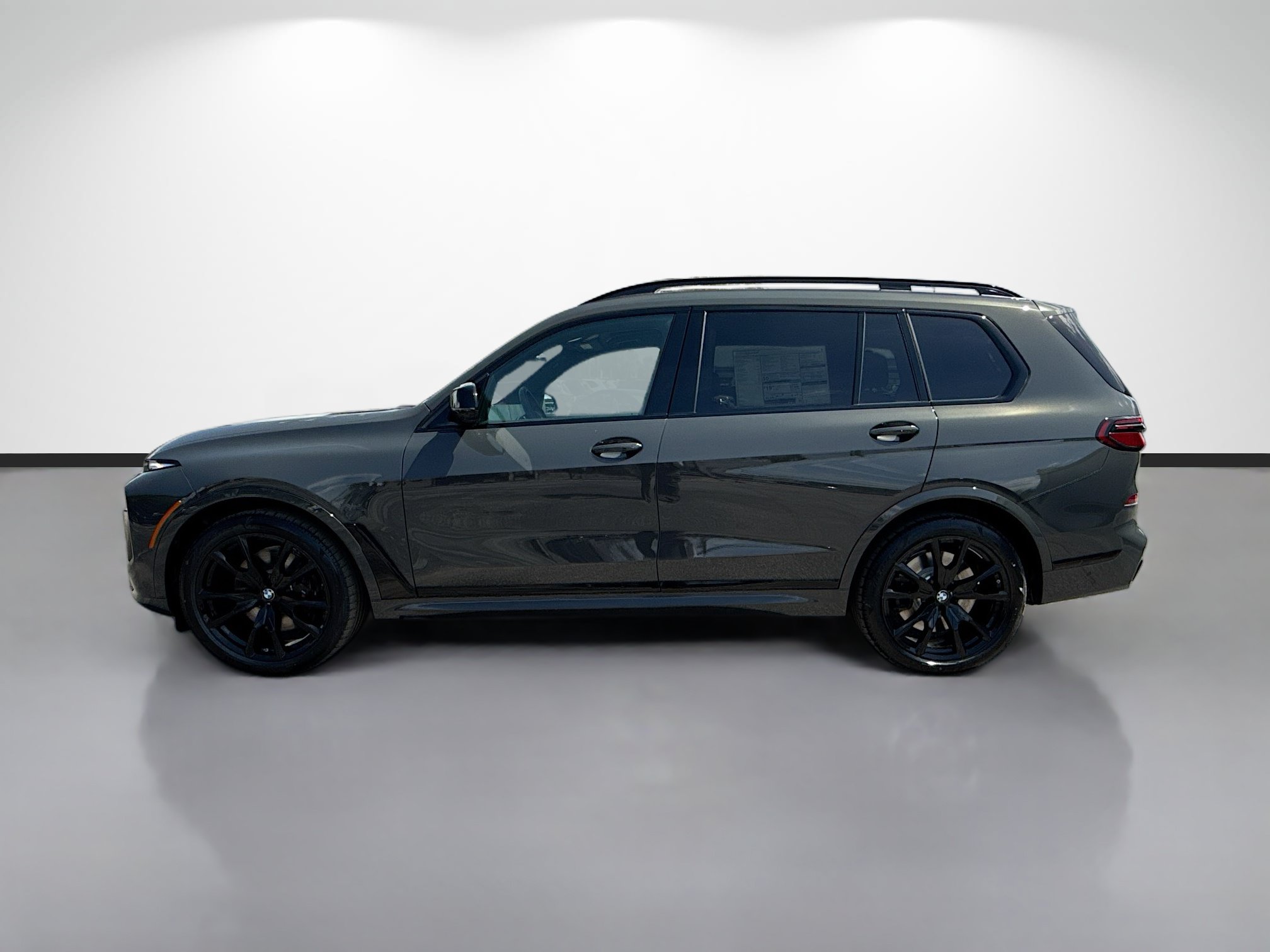 New 2027 BMW X7 M60i AWD/4WD image 6