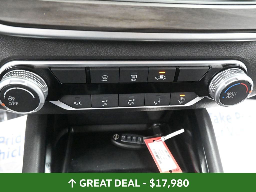 Used 2024 Nissan Altima 2.5 SV image 40