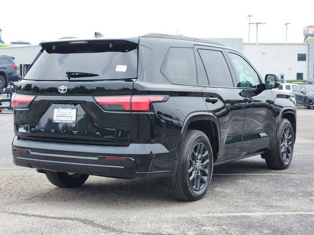 Certified 2023 Toyota Sequoia Platinum AWD/4WD image 4