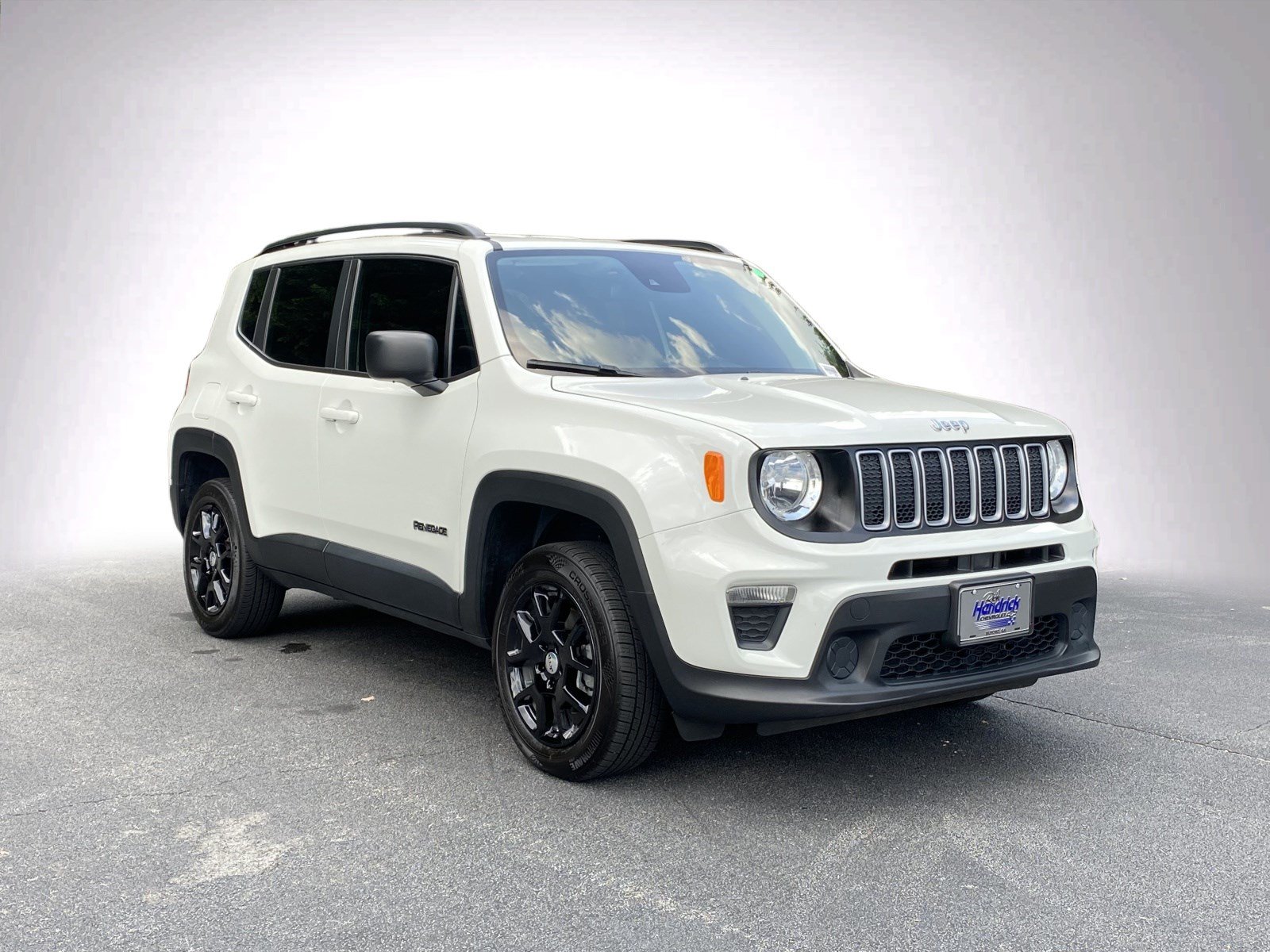 Used 2022 Jeep Renegade Sport w/ Sport Appearance Group AWD/4WD image 2