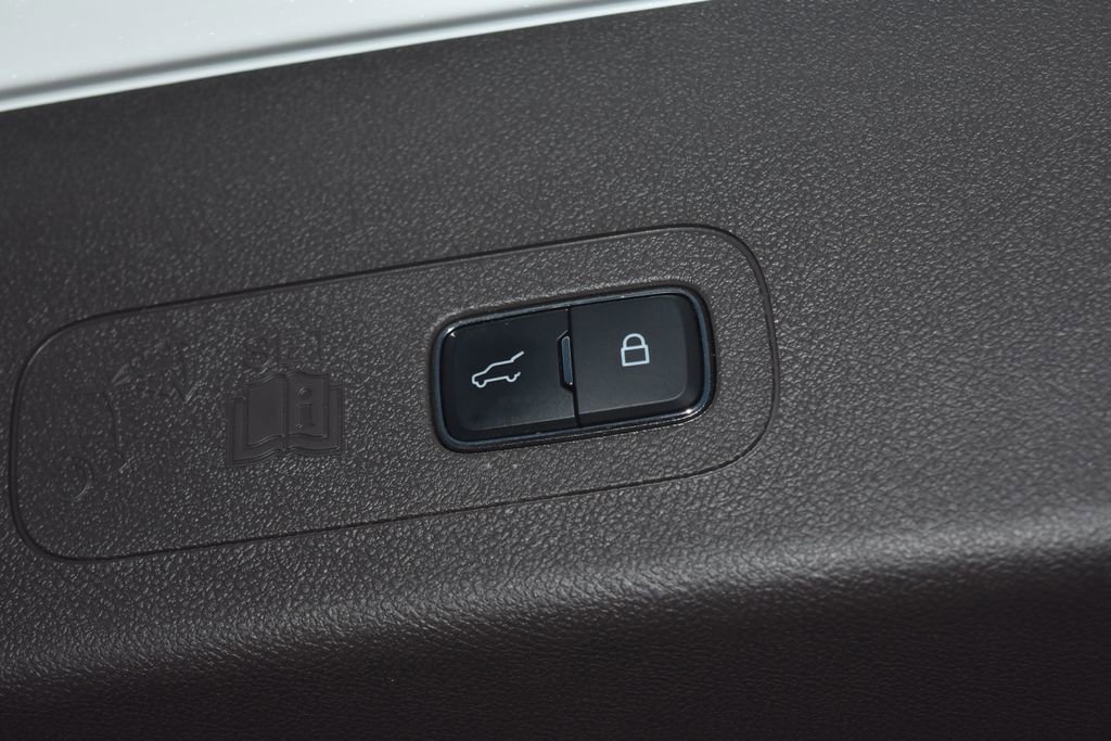 Used 2023 Lincoln Aviator Reserve w/ Equipment Group 201A image 33