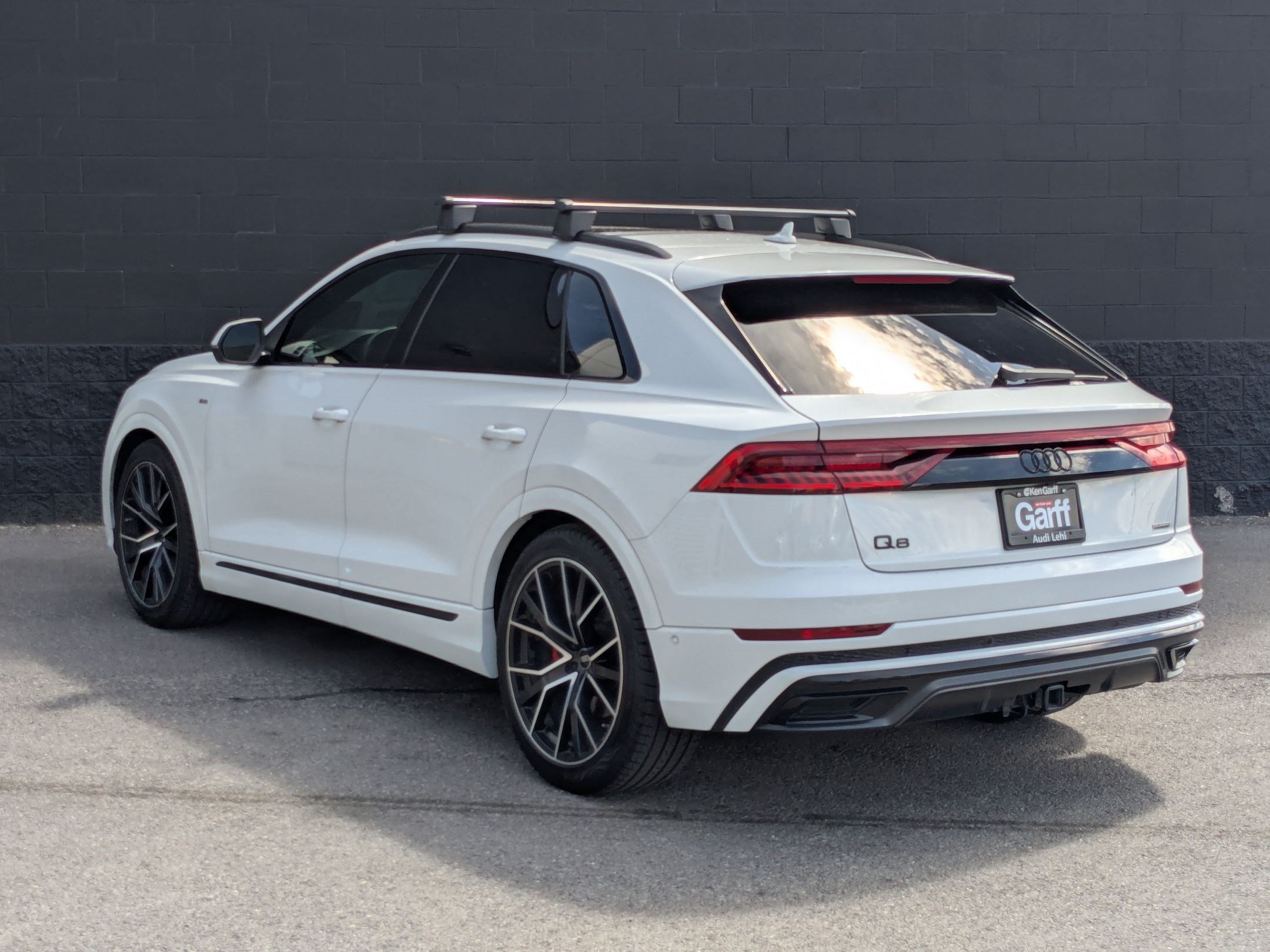 Used 2023 Audi Q8 Prestige w/ Prestige Package AWD/4WD image 5