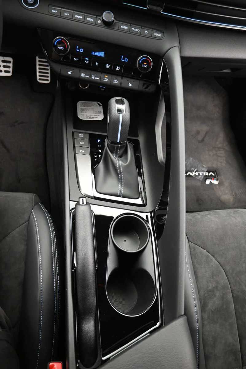New 2026 Hyundai Elantra N FWD image 23