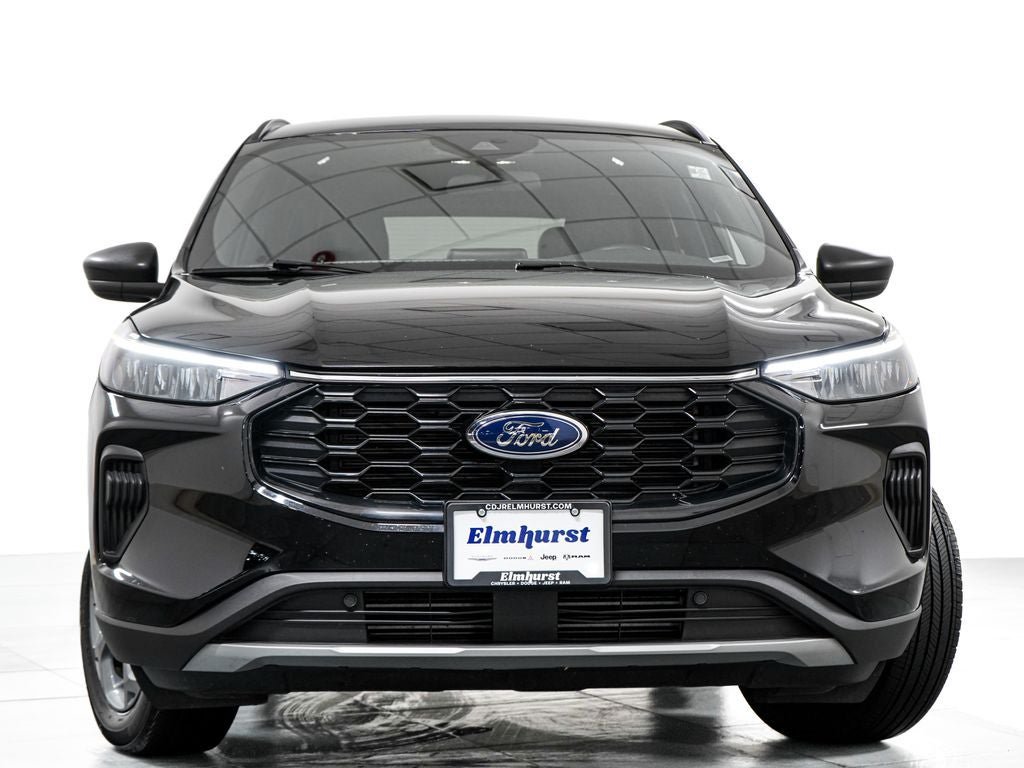 Used 2025 Ford Escape ST-Line AWD/4WD image 3