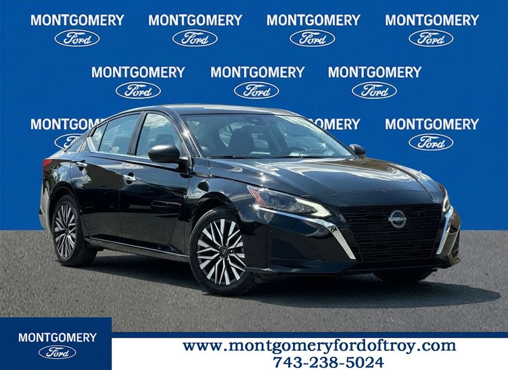 Used 2025 Nissan Altima 2.5 SV