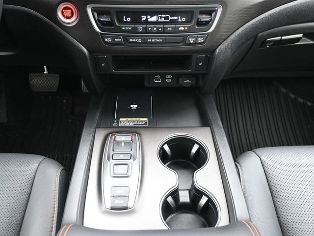 Used 2024 Honda Passport TrailSport image 23