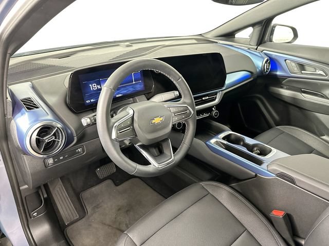 Used 2024 Chevrolet Equinox EV LT FWD image 19
