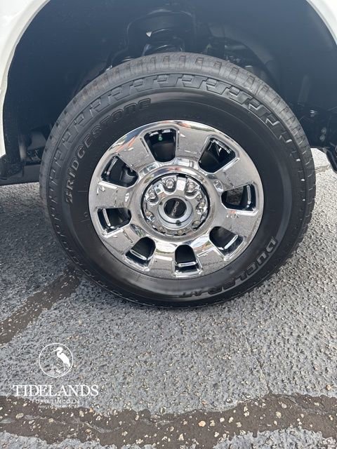New 2025 Ford F350 King Ranch w/ Chrome Package image 5