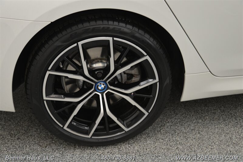 Used 2023 BMW 530e w/ M Sport Package RWD image 47