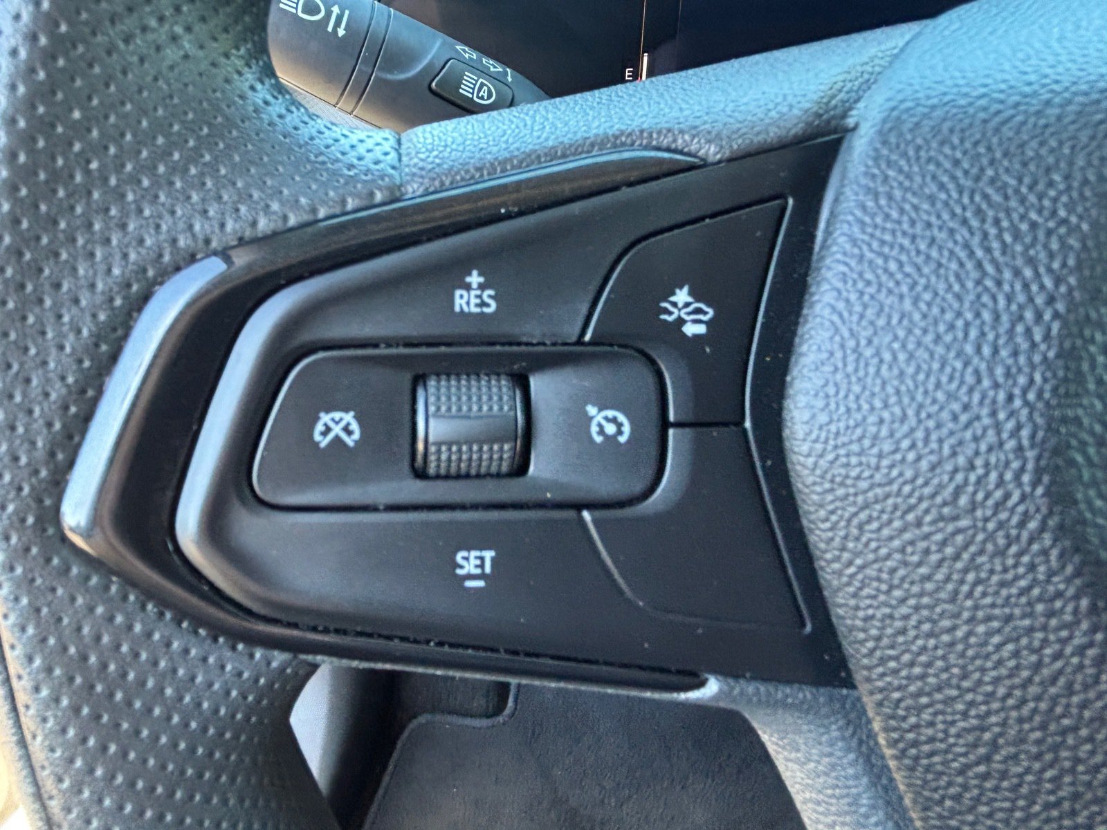 Used 2025 Chevrolet TrailBlazer LT FWD image 22