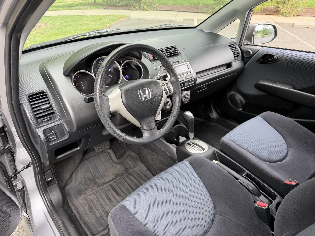 Used 2007 Honda Fit Sport image 12