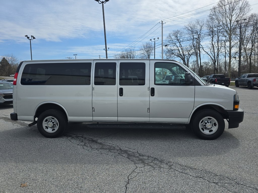 Used 2020 Chevrolet Express 3500 LS image 4