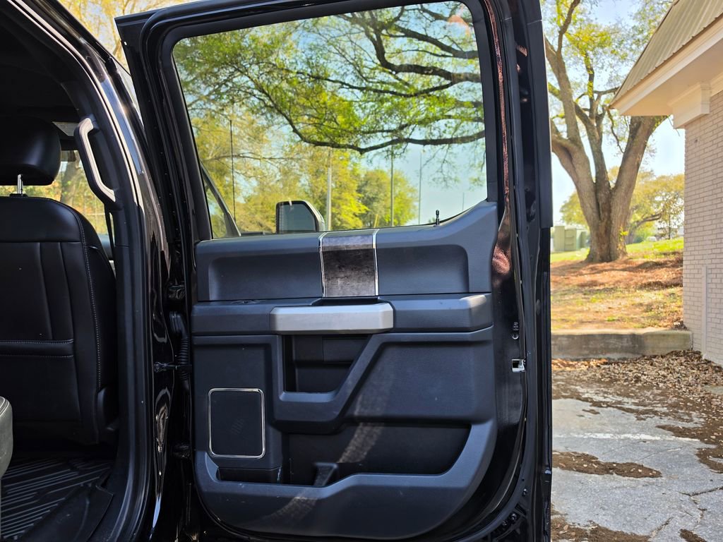 Certified 2022 Ford F250 Lariat w/ Tremor Off-Road Package image 46