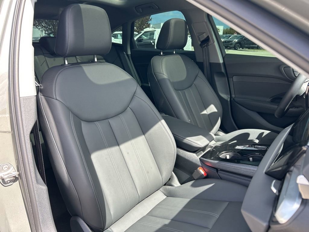 Used 2025 Audi A5 2.0T Premium Plus w/ Premium Plus image 44