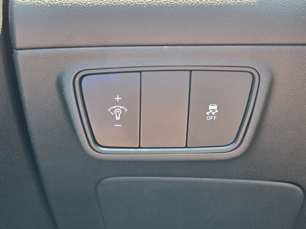 Certified 2024 Hyundai Tucson SE FWD image 26