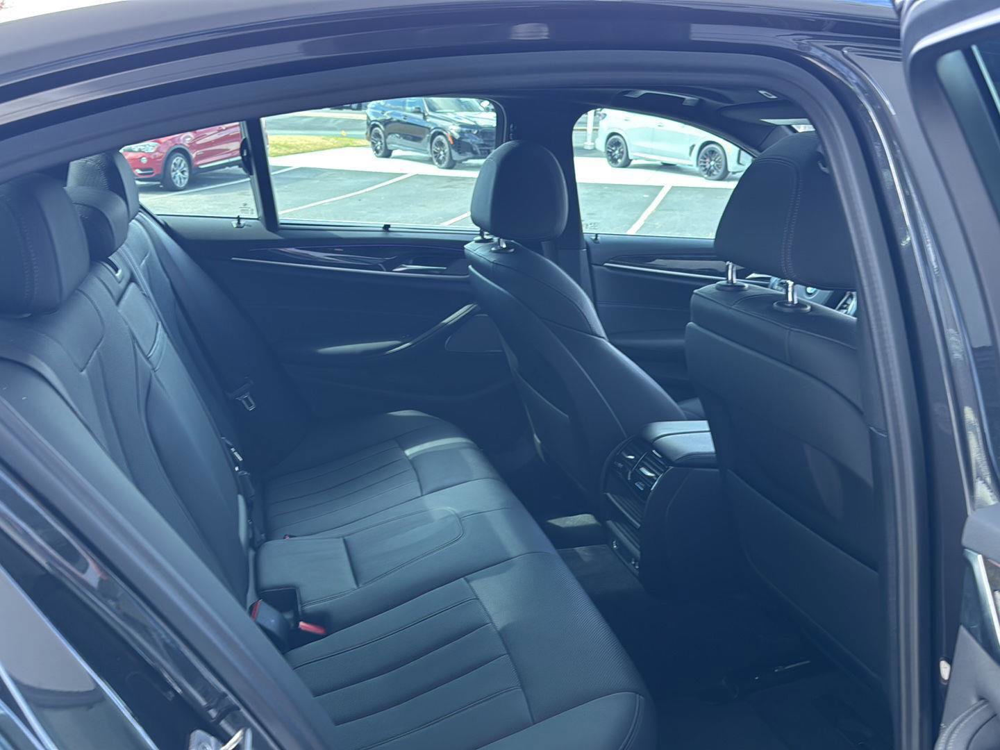 Used 2021 BMW 540i w/ M Sport Package image 11