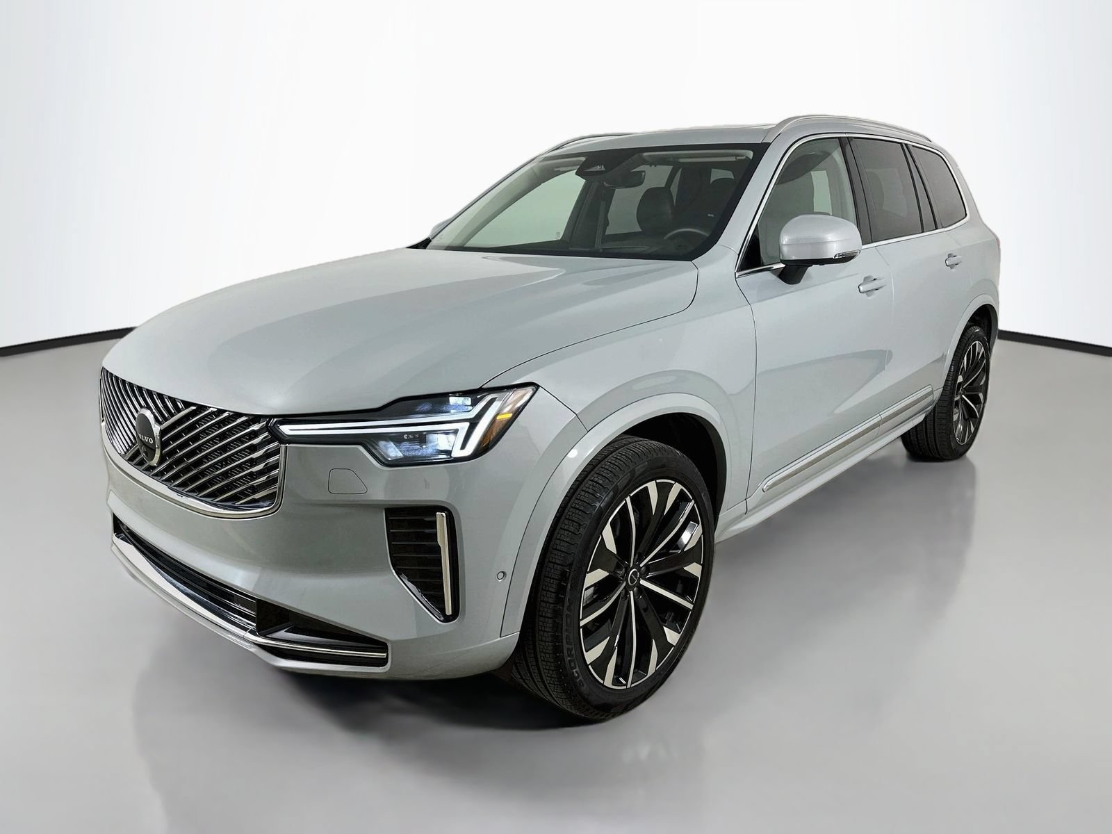 Used 2026 Volvo XC90 B6 Ultra w/ Protection Package