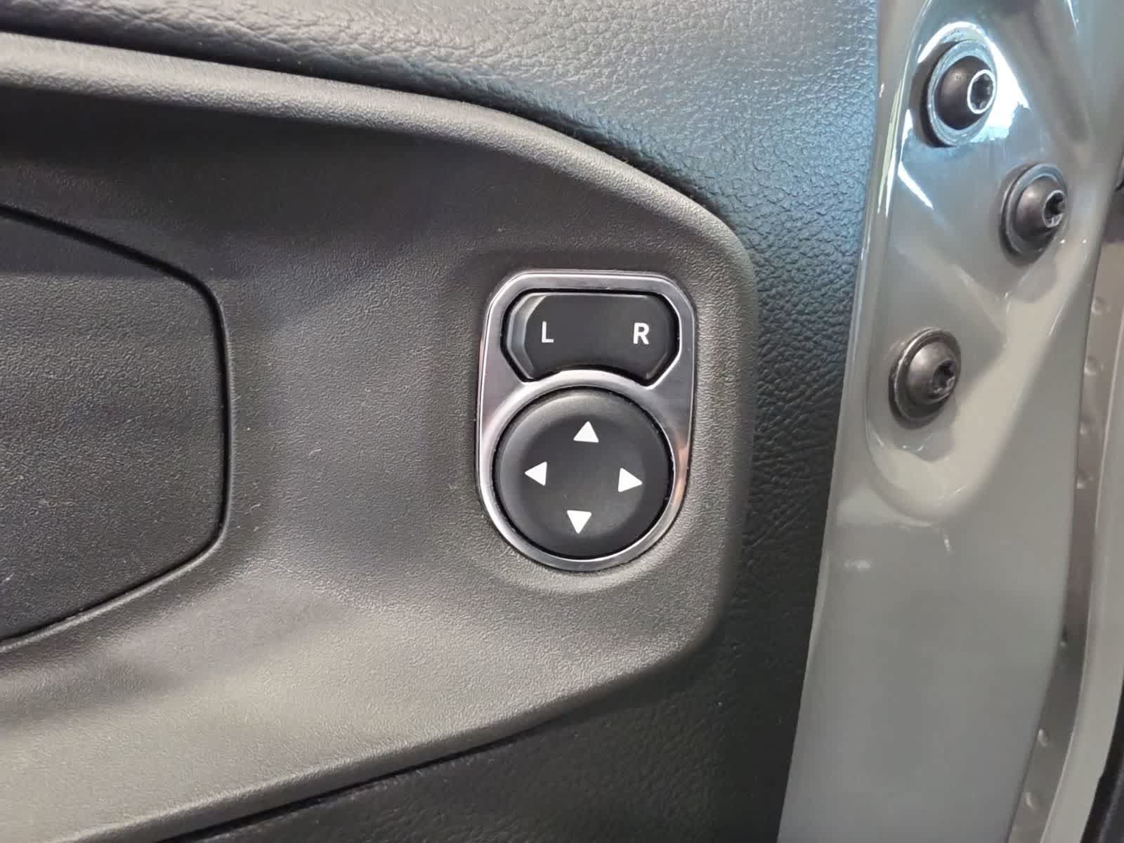 Used 2021 Jeep Gladiator Mojave w/ Dual Top Group AWD/4WD image 21
