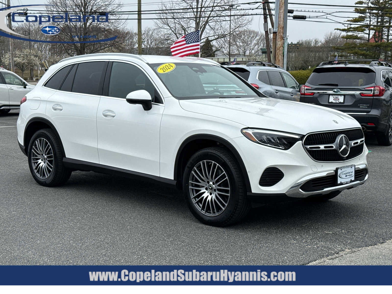 Used 2024 Mercedes-Benz GLC 300 4MATIC image 1