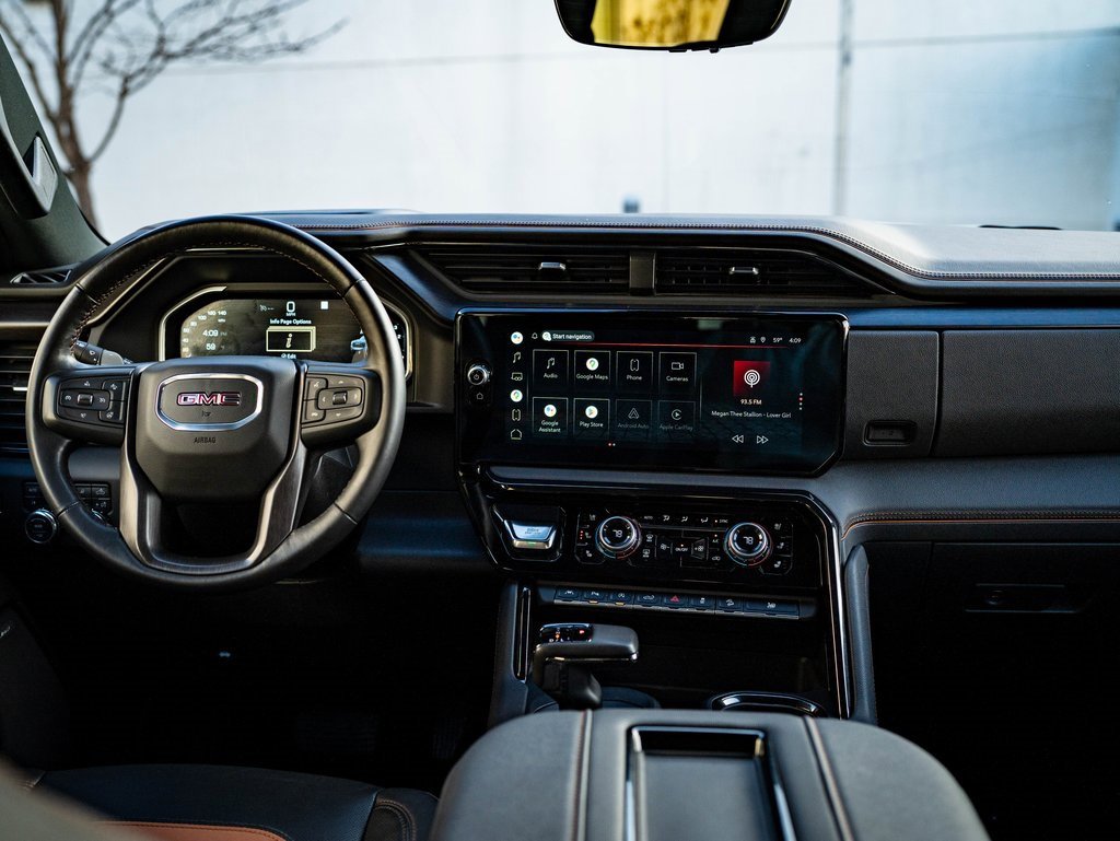 Used 2022 GMC Sierra 1500 AT4 w/ AT4 Premium Package image 30