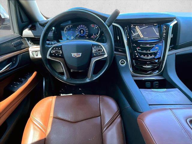 Used 2019 Cadillac Escalade Premium Luxury RWD image 7