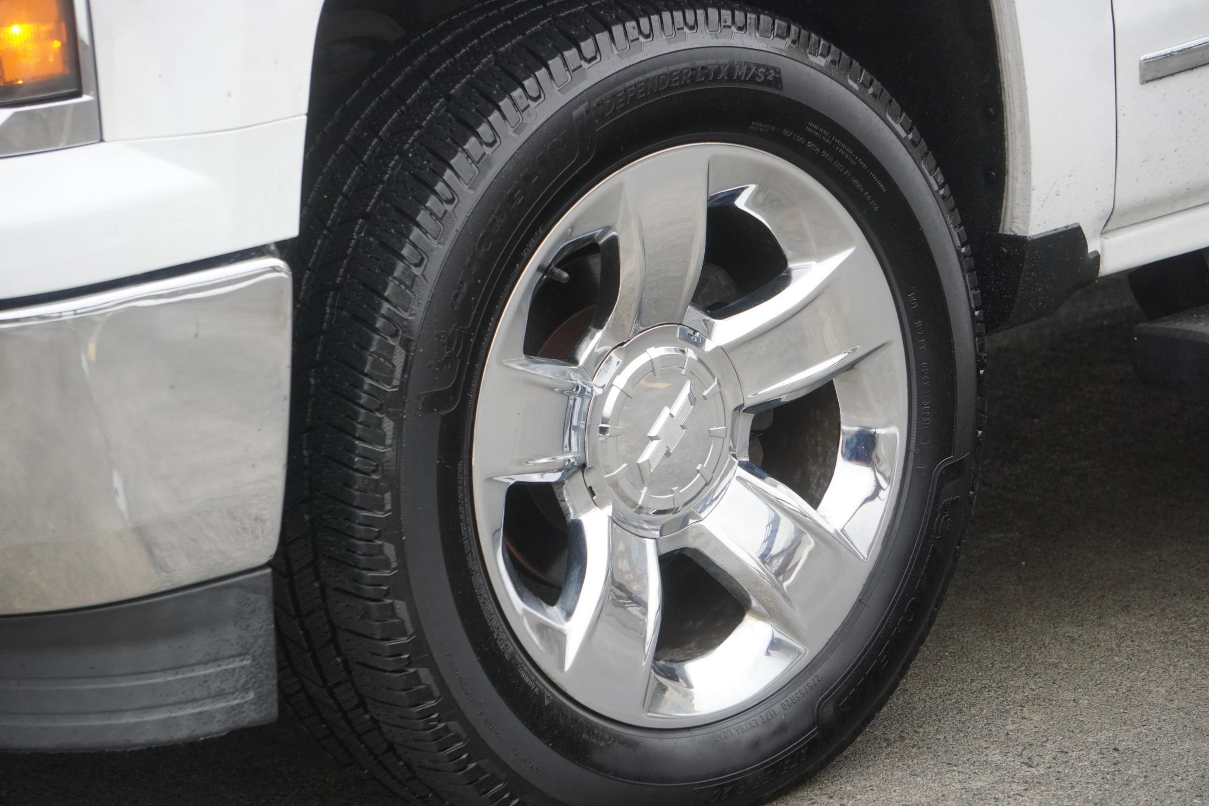 Used 2014 Chevrolet Silverado 1500 LTZ w/ LTZ Plus Package AWD/4WD image 19