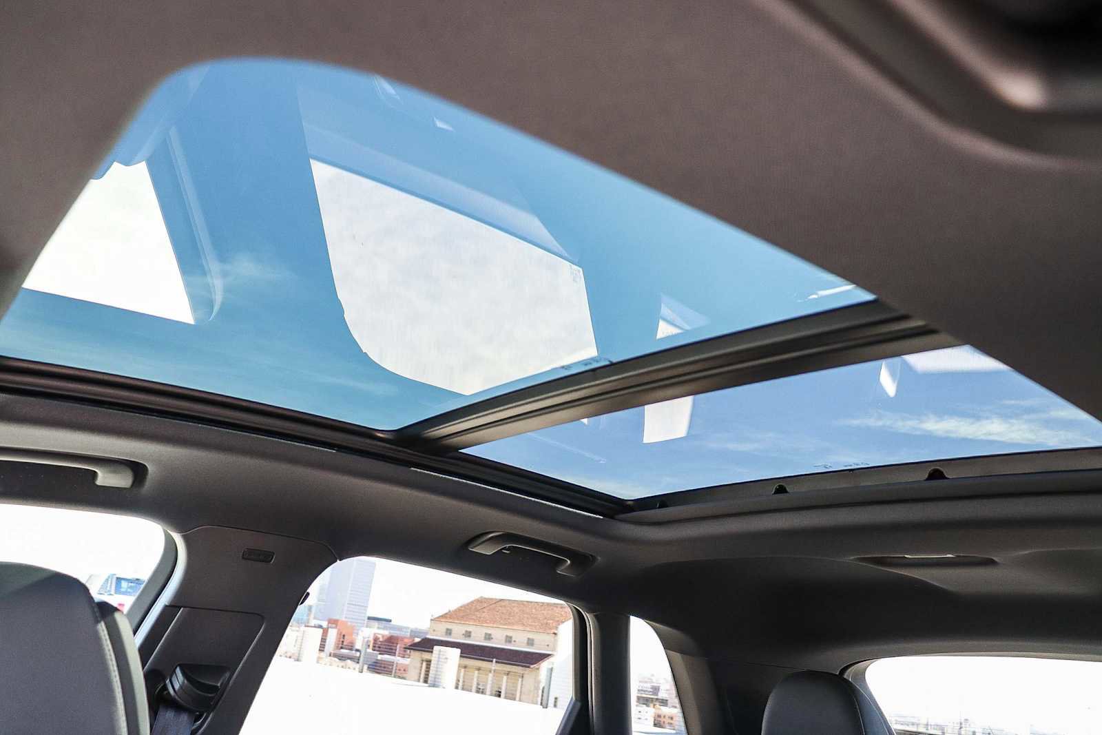 Used 2025 Audi Q3 2.0T Premium w/ Convenience Package image 35