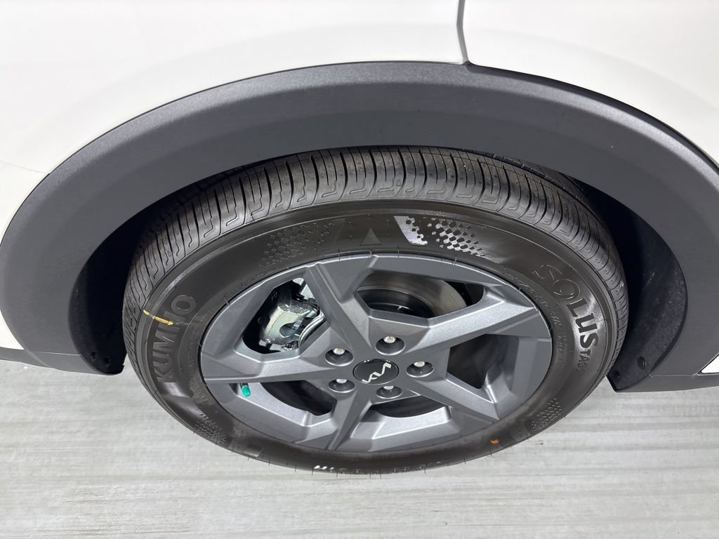 New 2026 Kia K4 FWD image 10