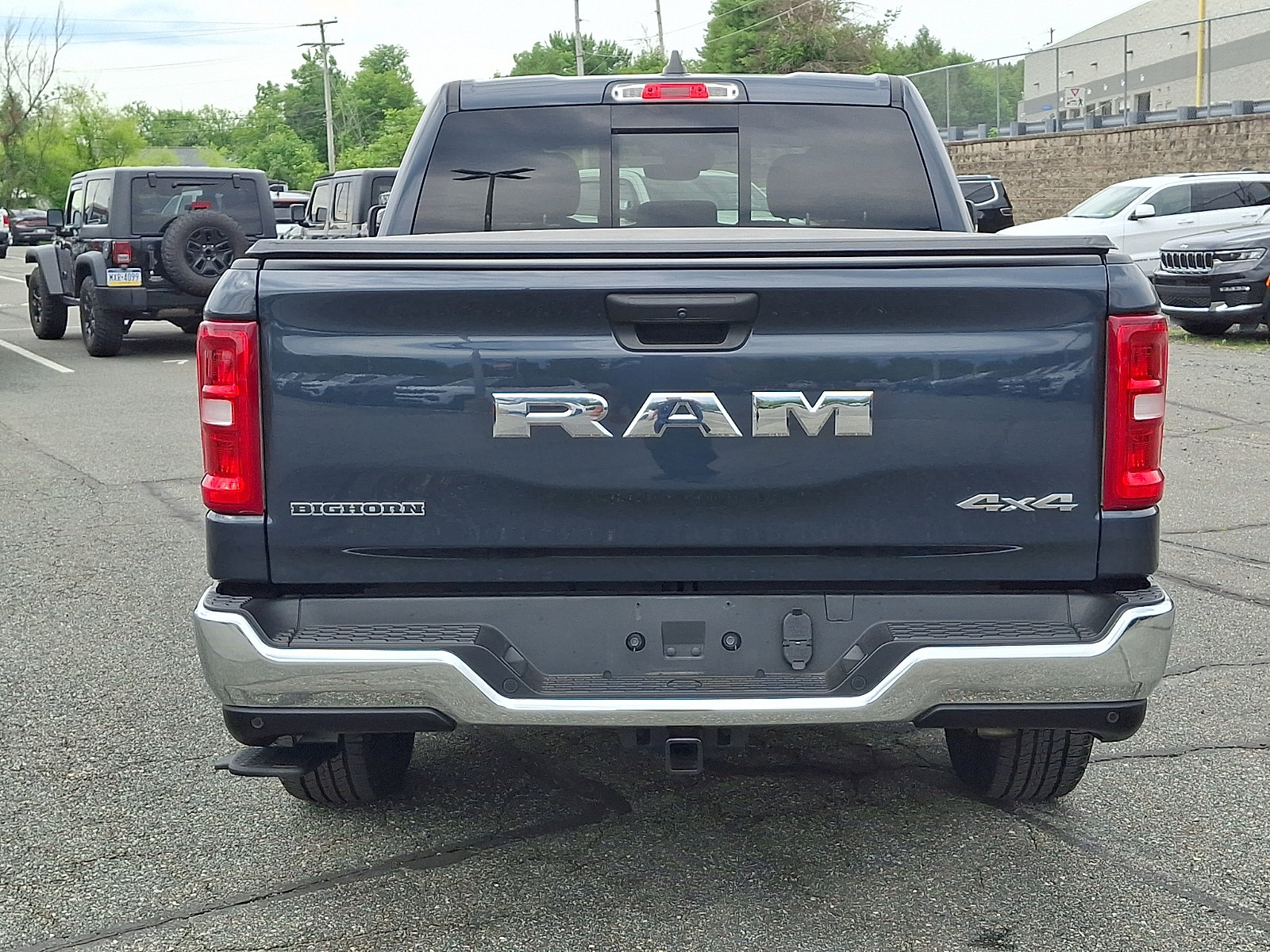 Used 2025 RAM 1500 Big Horn AWD/4WD image 5