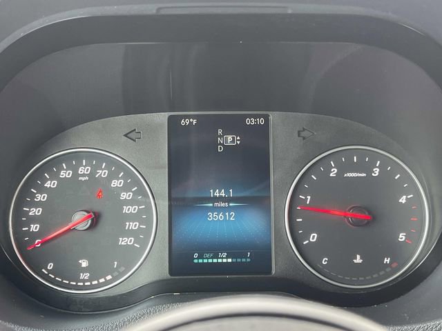 Used 2024 Mercedes-Benz Sprinter 2500 image 32