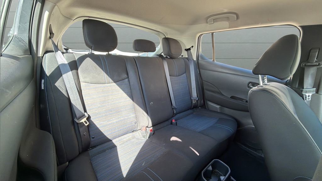 Used 2025 Nissan Leaf SV Plus image 32
