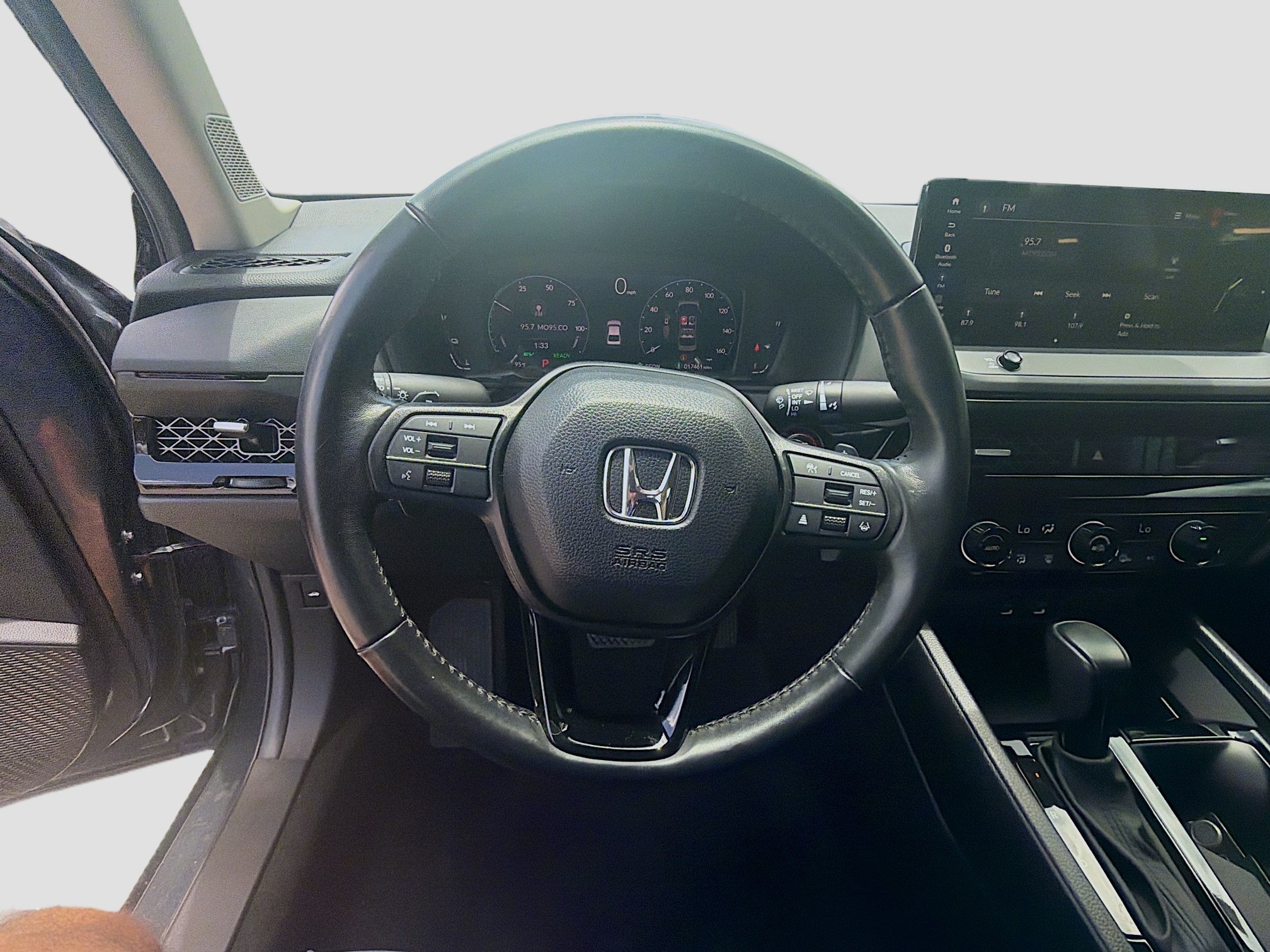 Used 2024 Honda Accord EX-L image 8