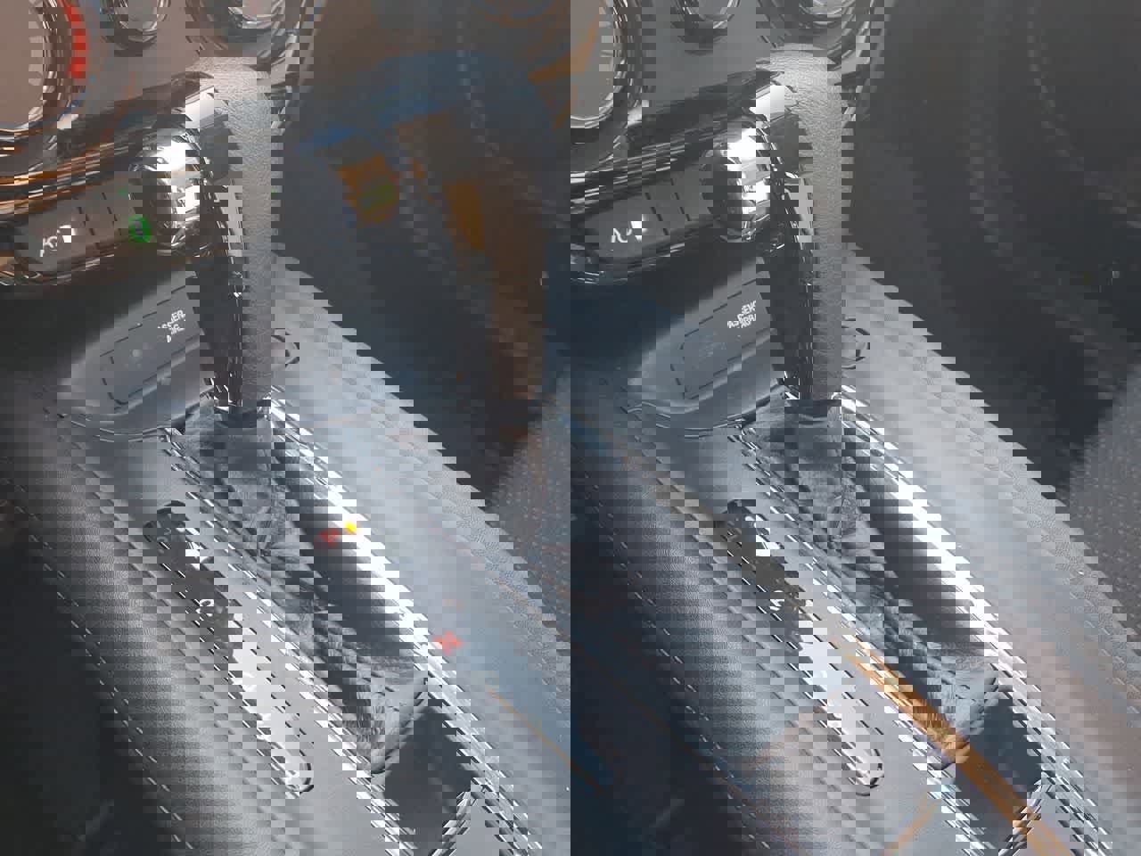 Used 2022 Honda HR-V LX image 18