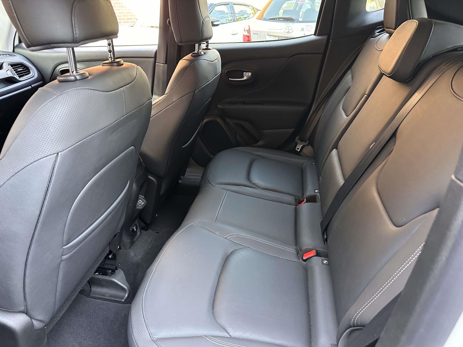 Used 2020 Jeep Renegade Limited AWD/4WD image 17