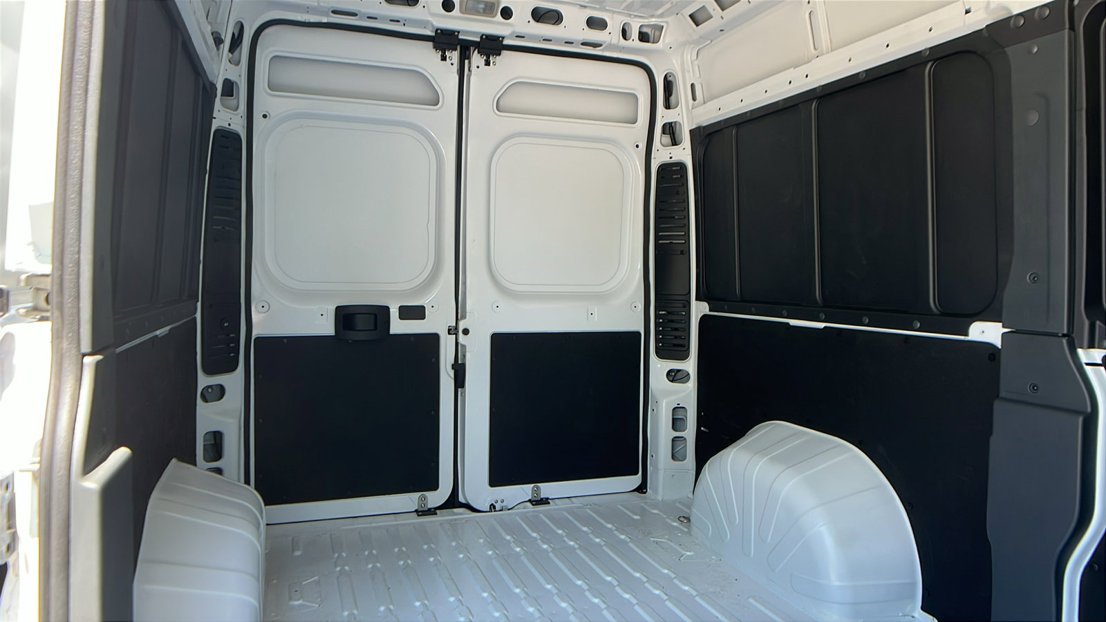 New 2025 RAM ProMaster 1500 w/ Safety Group image 14