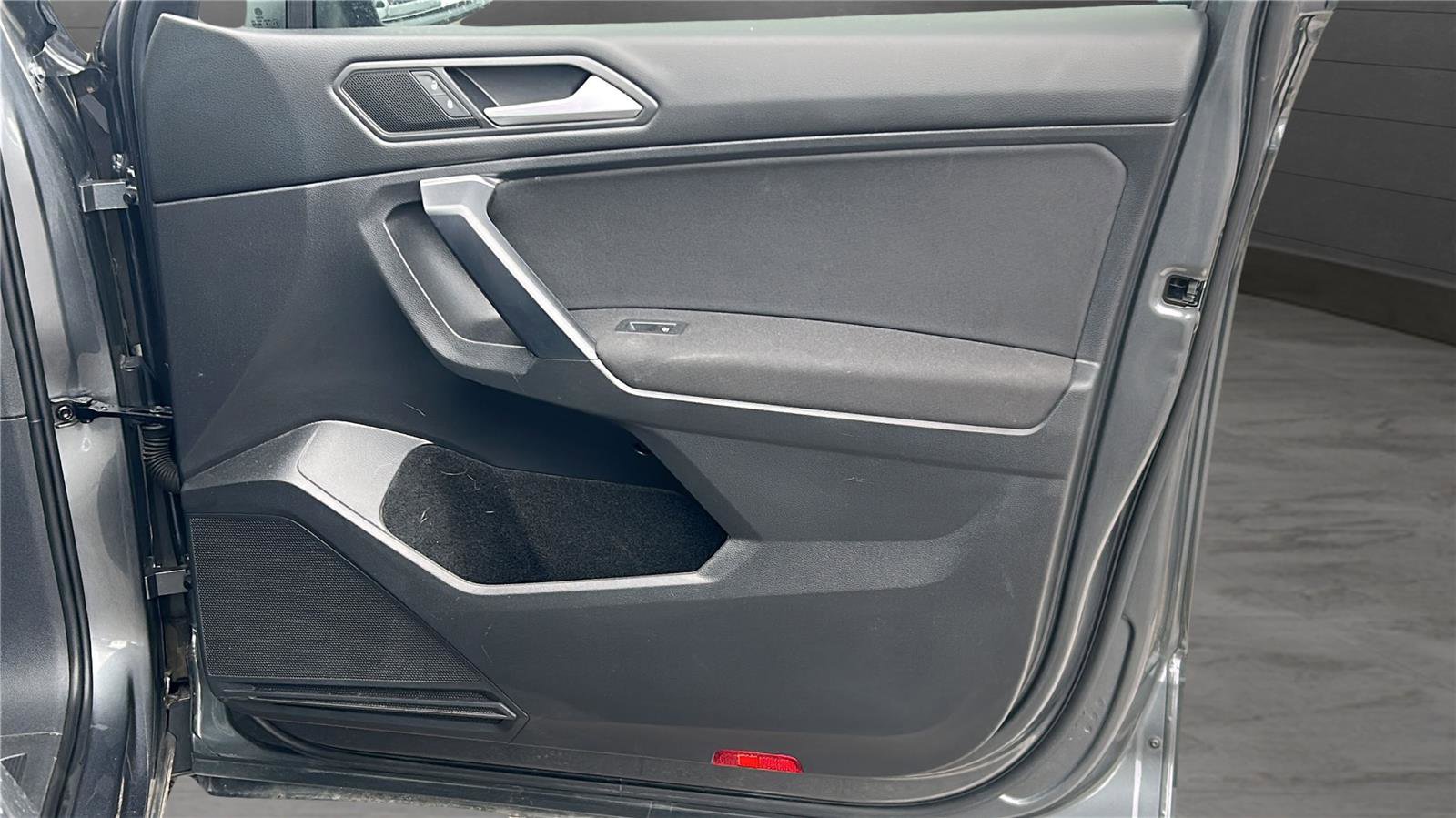 Used 2021 Volkswagen Tiguan S image 21