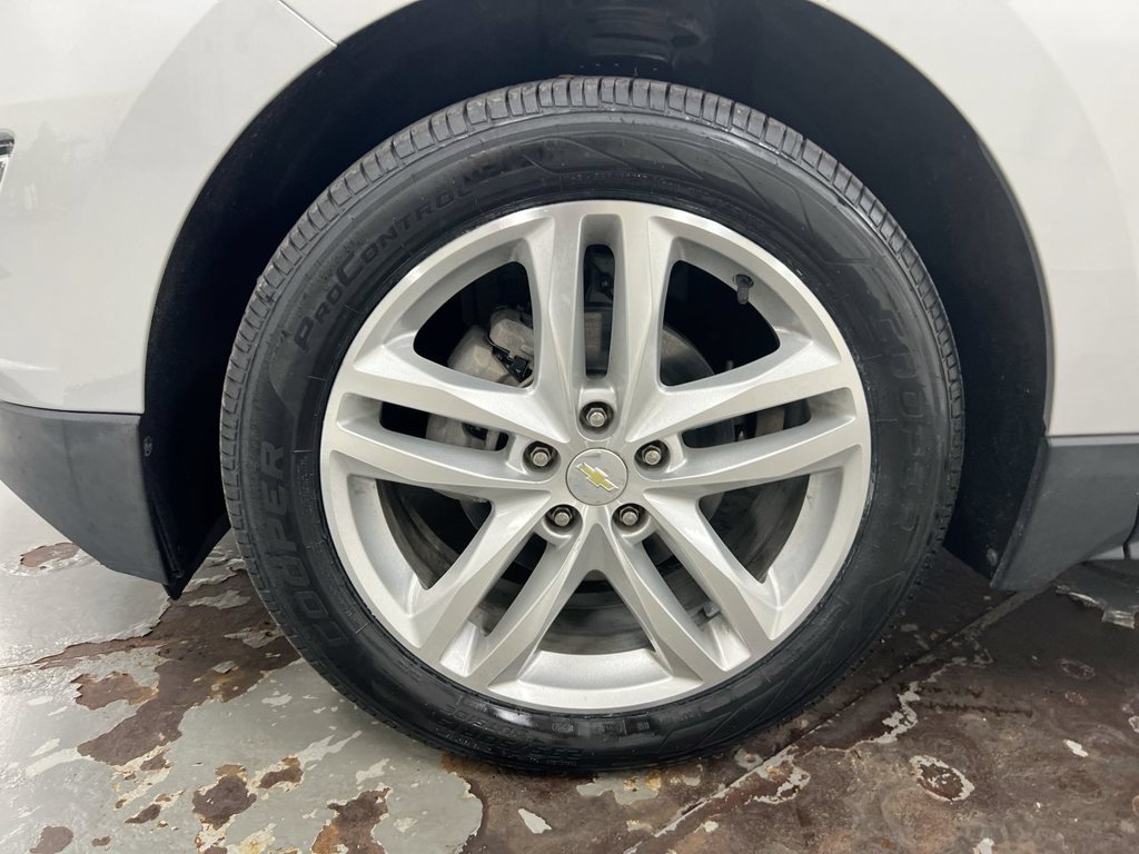 Used 2021 Chevrolet Equinox Premier FWD image 26