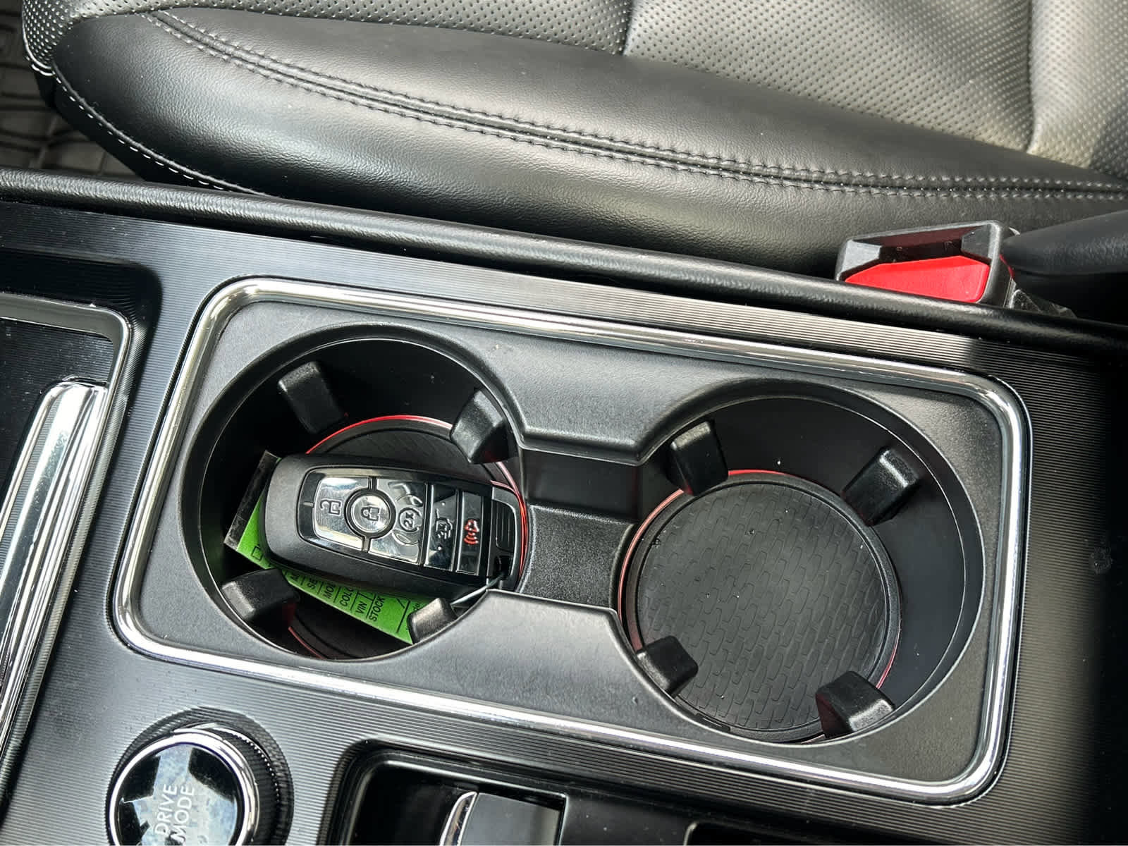 Used 2024 Lincoln Corsair Grand Touring w/ Rear Removable Package Tray image 44