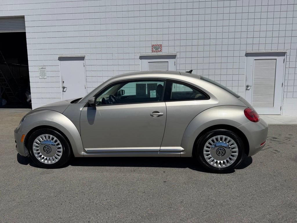 Used 2014 Volkswagen Beetle 2.5 FWD image 3
