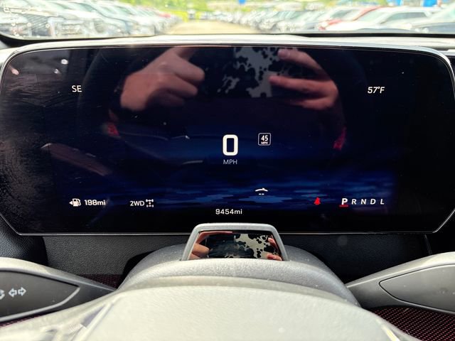 Used 2026 Chevrolet Traverse RS AWD/4WD image 14