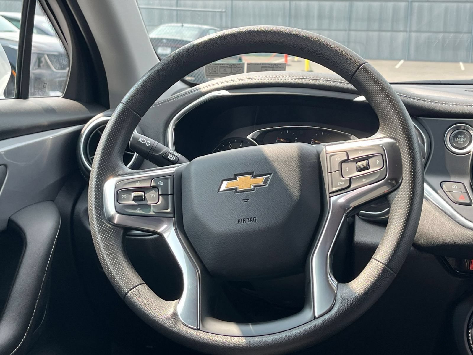 Used 2025 Chevrolet Blazer LT FWD image 29