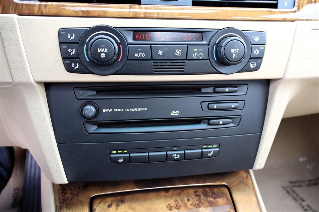 Used 2006 BMW 325xi Sedan AWD/4WD image 26