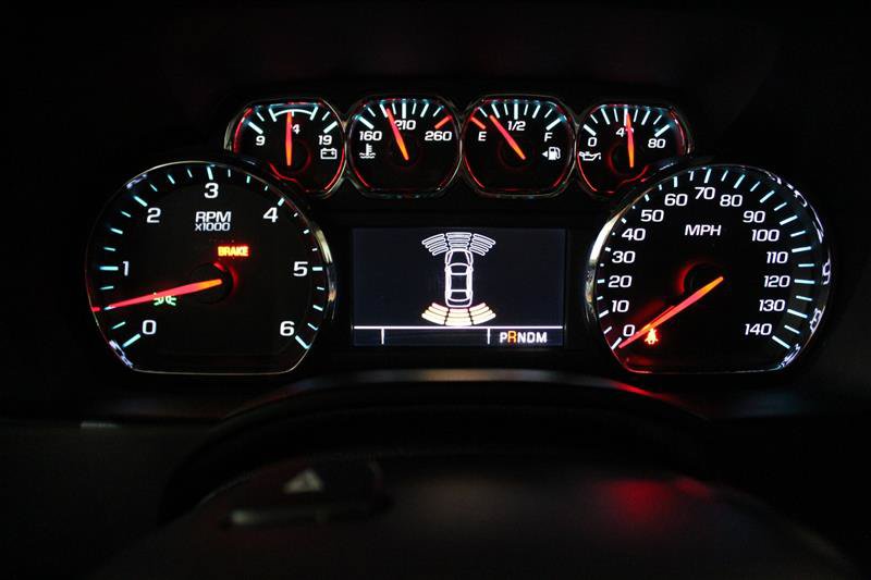 Used 2015 Chevrolet Tahoe LTZ AWD/4WD image 18