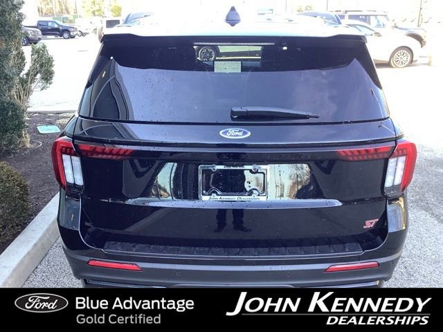 Certified 2025 Ford Explorer ST image 4