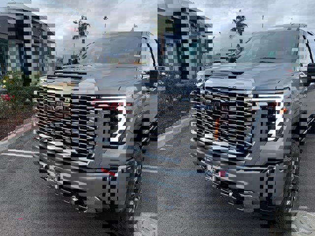 New 2026 GMC Sierra 2500 Denali w/ Denali Reserve Package image 3